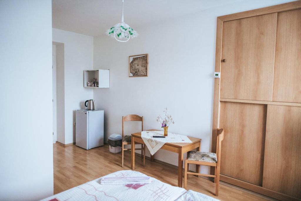 Klub U Namornika Dvůr Králové nad Labem Eksteriør billede