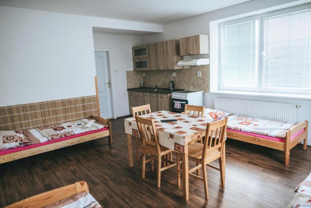 Klub U Namornika Dvůr Králové nad Labem Eksteriør billede